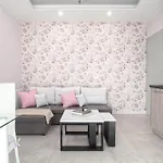 Garden Gates By Loft Apartment
