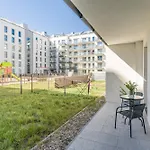 Garden Gates By Loft Apartman