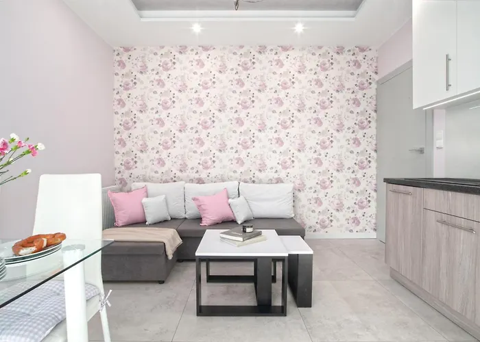 Garden Gates By Loft Apartament